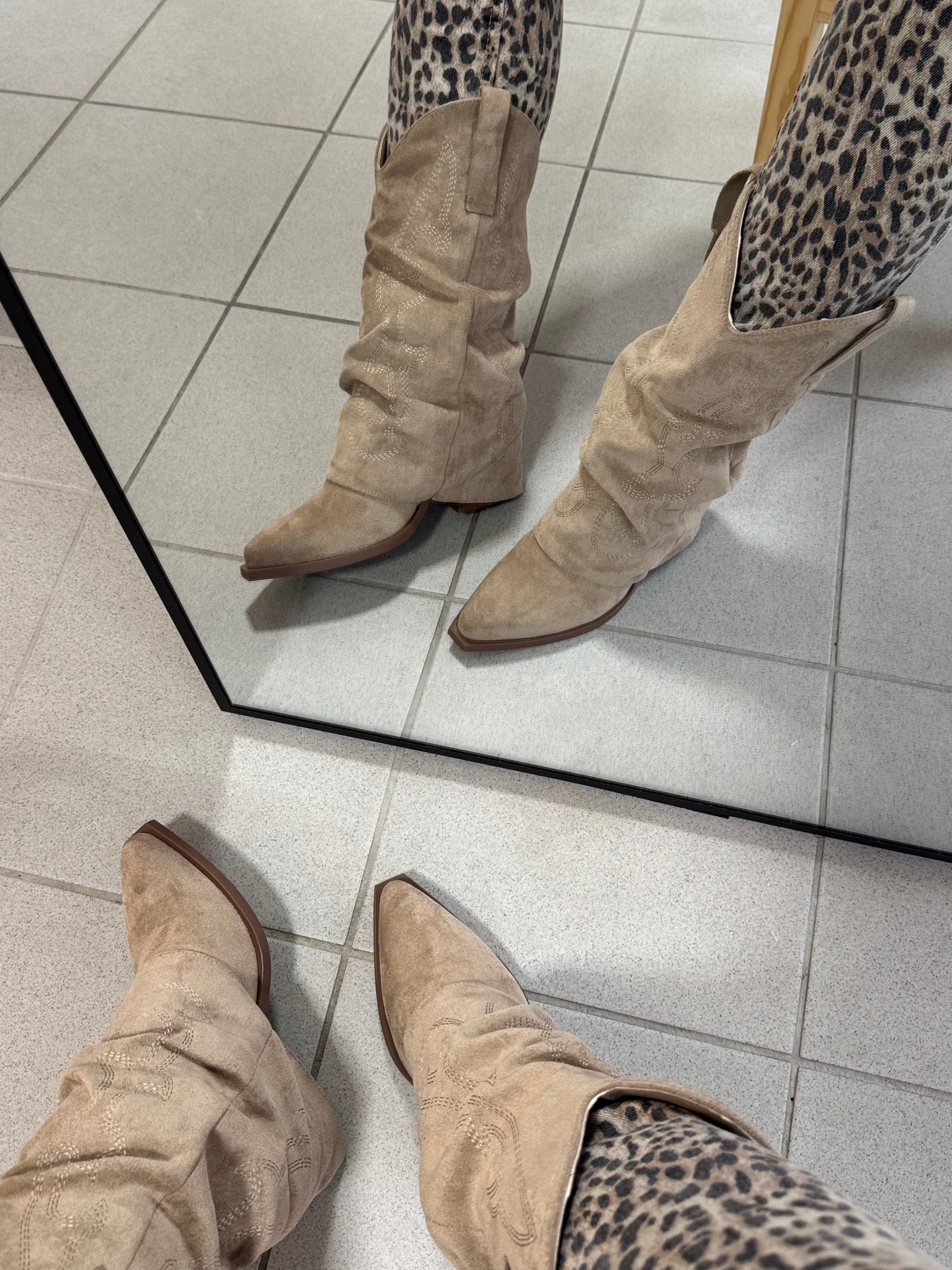 Cowboy Boots Canyon - Taupe