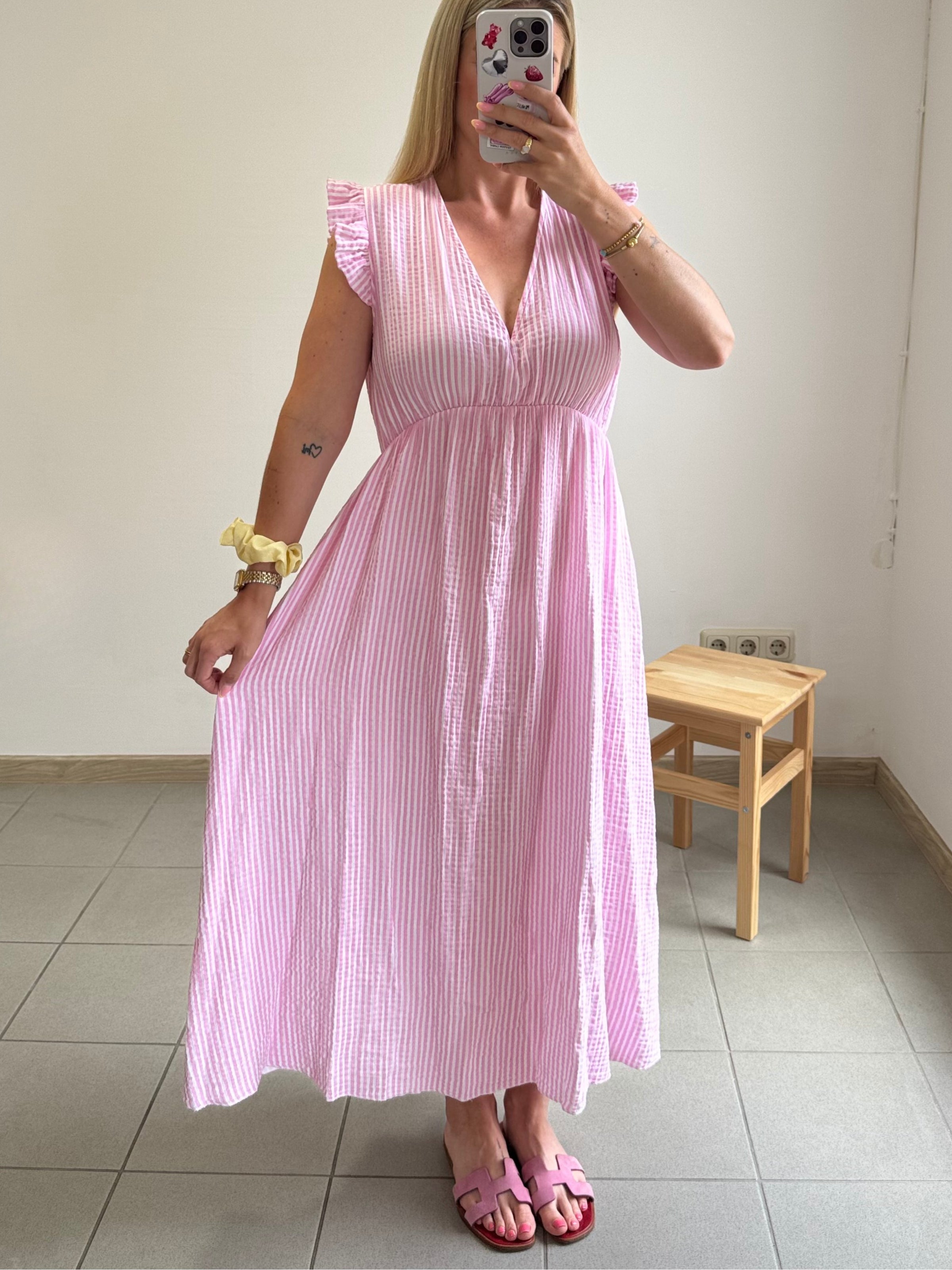 Langes Musselin Kleid mit Rüschen - Rosa