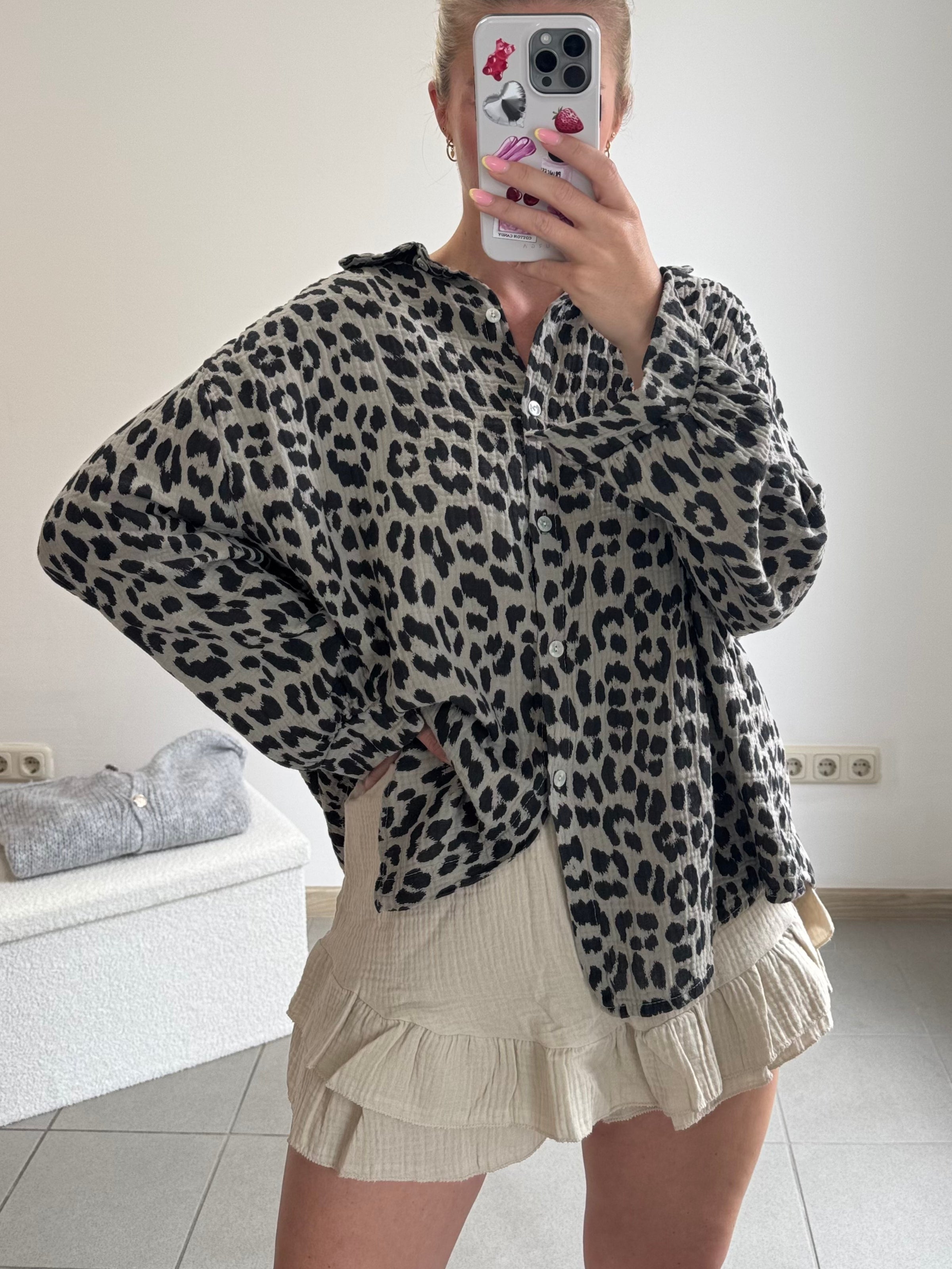 Musselin Oversize-Bluse – Leo Grau