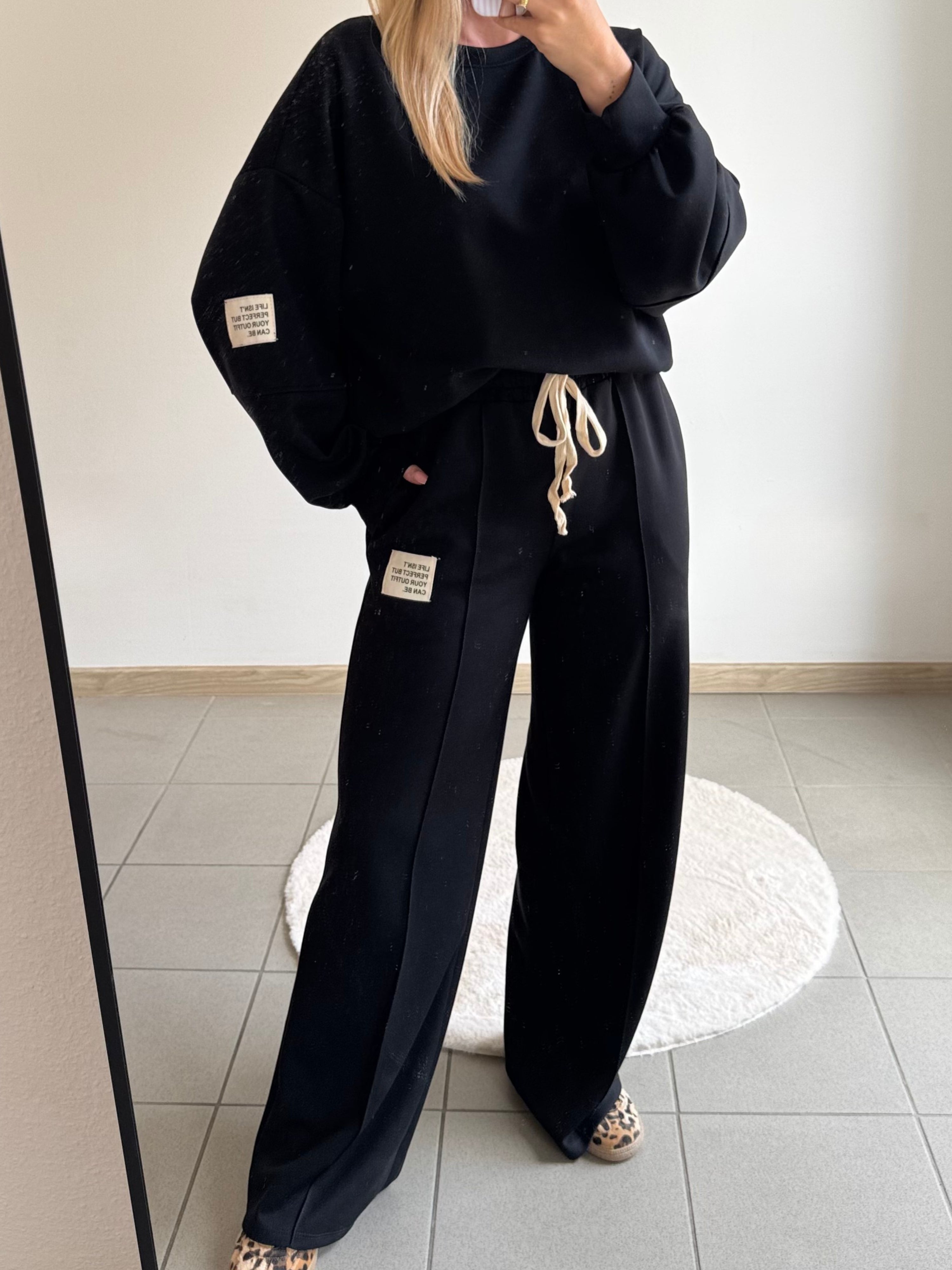 Sweatpants Perfect Outfit - Schwarz