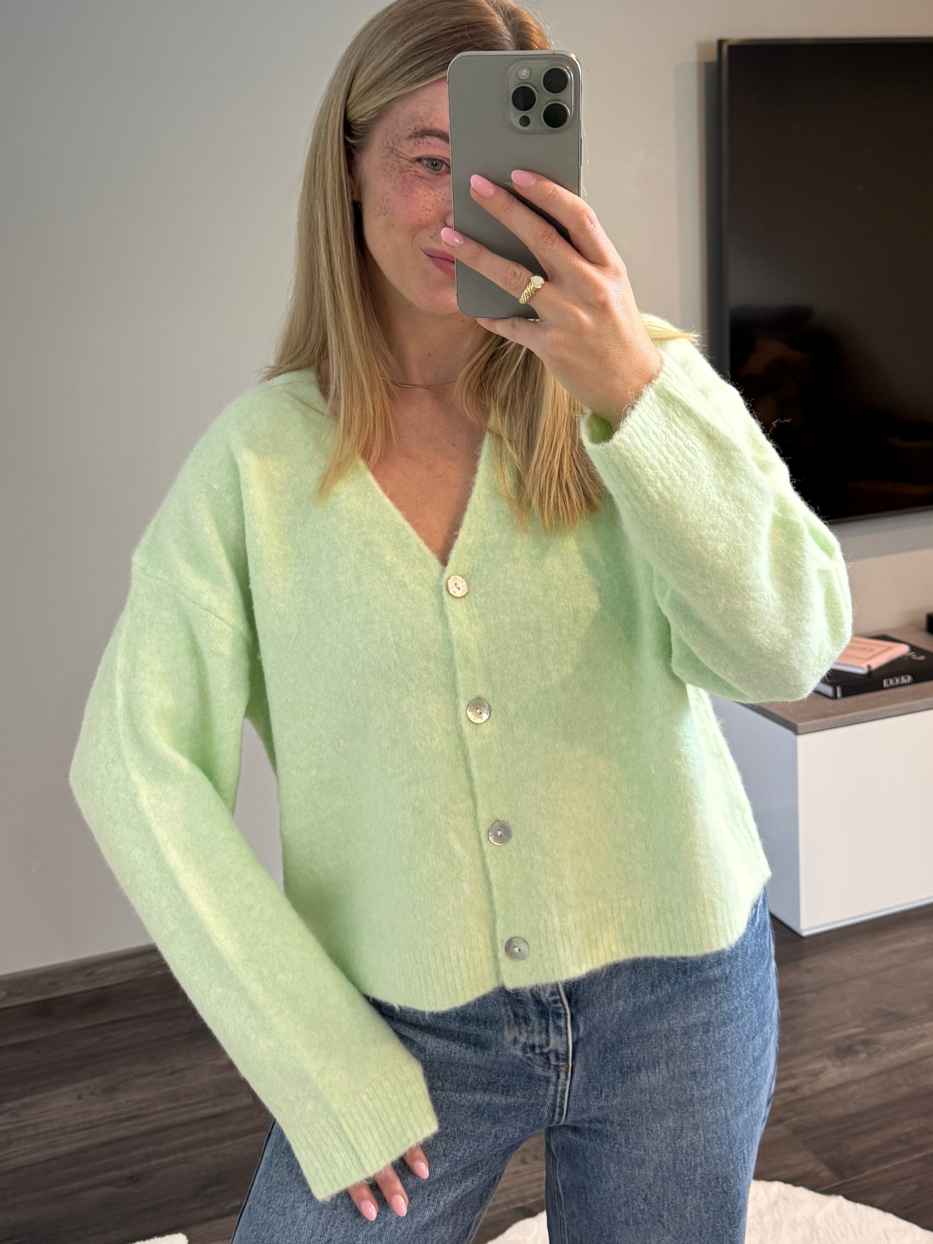 Spring Breeze Cardigan - Soft Matcha